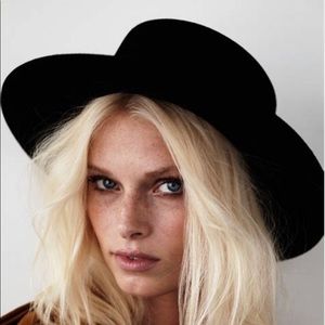 Janessa Leone Gabriella Hat